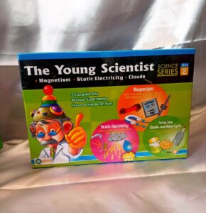Magnetism scientist set with static electricity